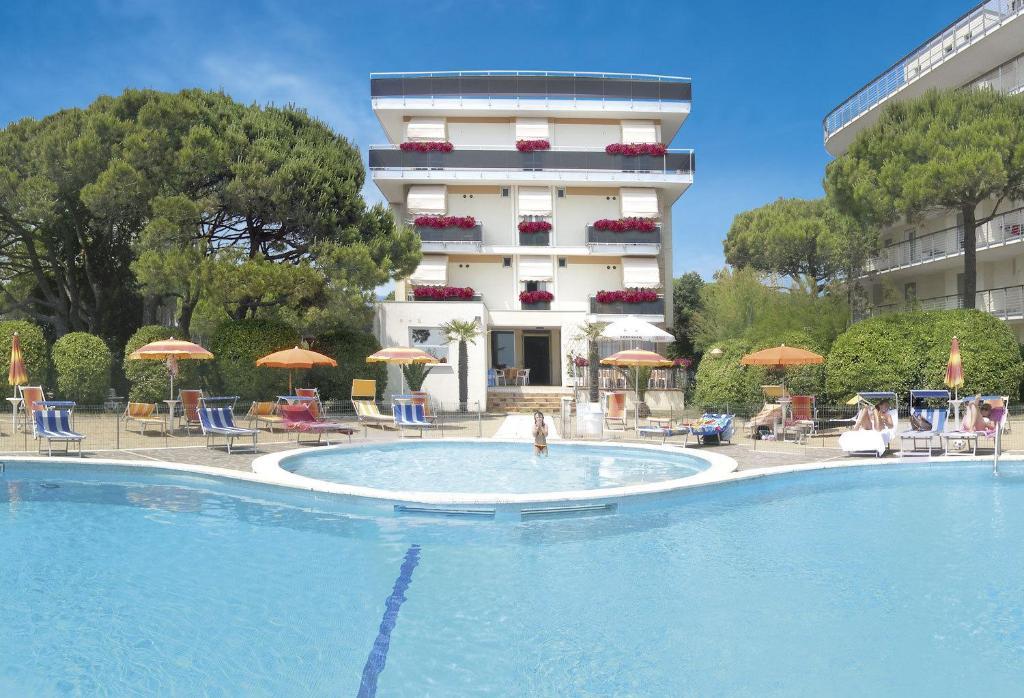 Hotel Bertha Fronte Mare Lido di Jesolo Dış mekan fotoğraf