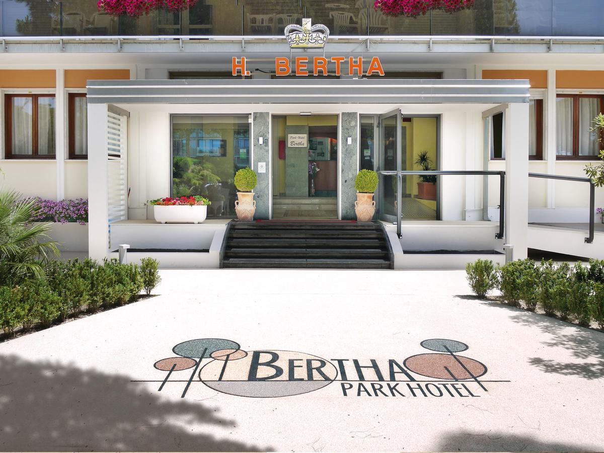 Hotel Bertha Fronte Mare Lido di Jesolo Dış mekan fotoğraf